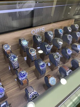 KARATS Jewelers, business photo 2