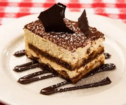 Maggiano's Little Italy, business photo 4