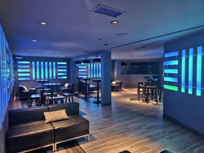 New Theatre & Restaurant, business photo 4