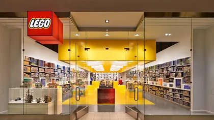 The LEGO® Store Oak Park, business photo 4