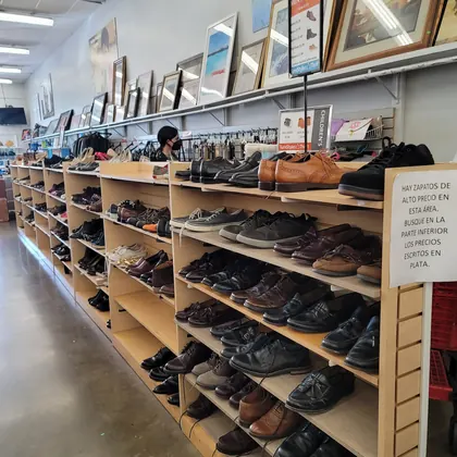 TurnStyles Thrift, business photo 3